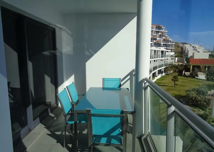 Paradisus Stylish Family Living In A 3-bedroom With Pool Apartment *