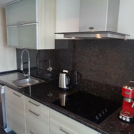 Appartamento Paradisus Stylish Family Living In A 3-bedroom With Pool