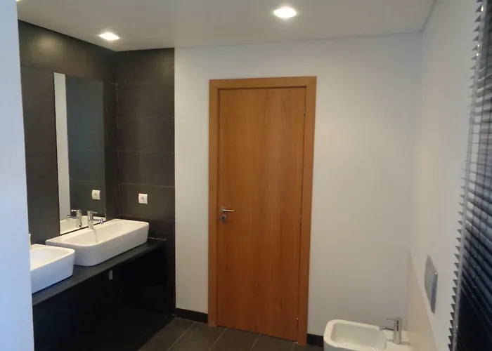 Paradisus Stylish Family Living In A 3-bedroom With Pool * Canico (Madeira)