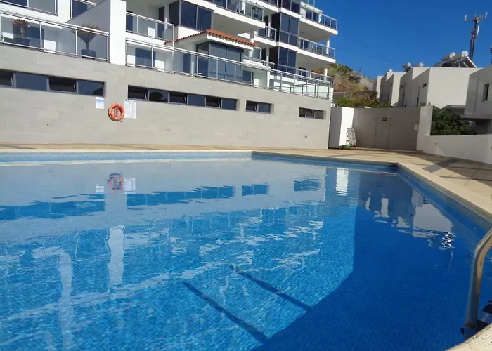 Paradisus Stylish Family Living In A 3-bedroom With Pool Apartmán *